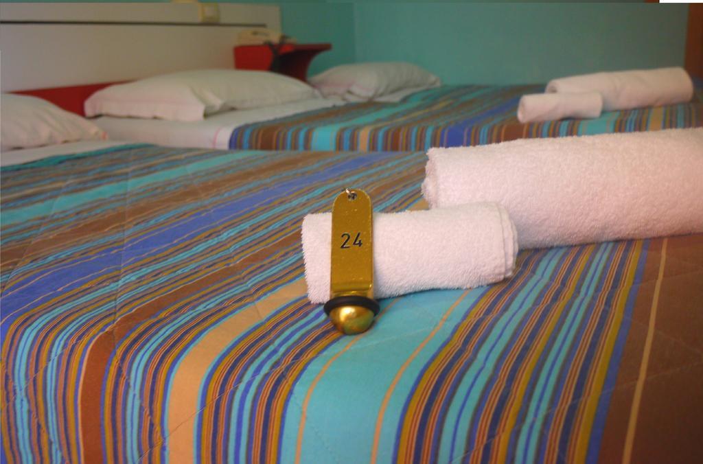 רימיני Hotel Maena חדר תמונה